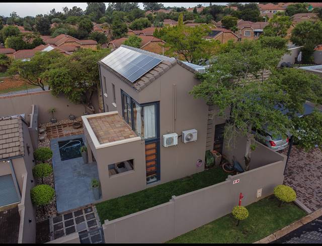 3 BEDROOM HOUSE FOR SALE IN NORTH RIDING